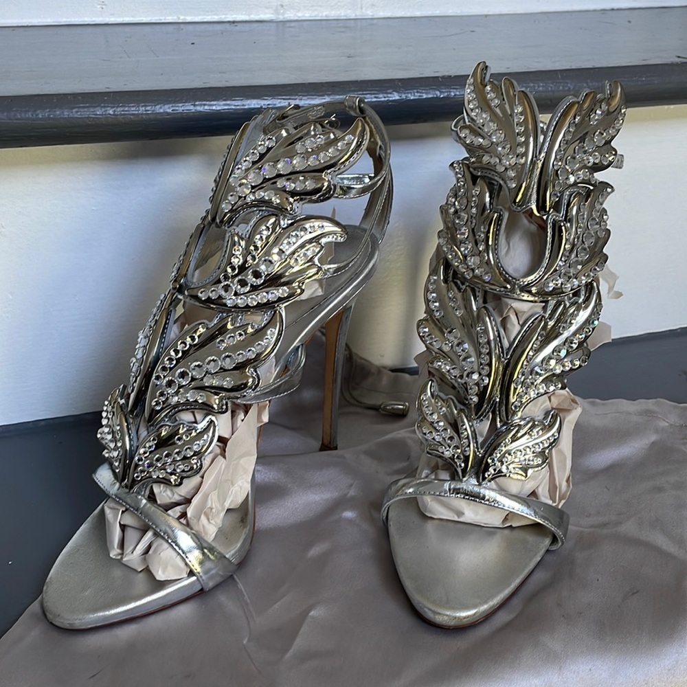 Giuseppe Zanotti Chrystal heel